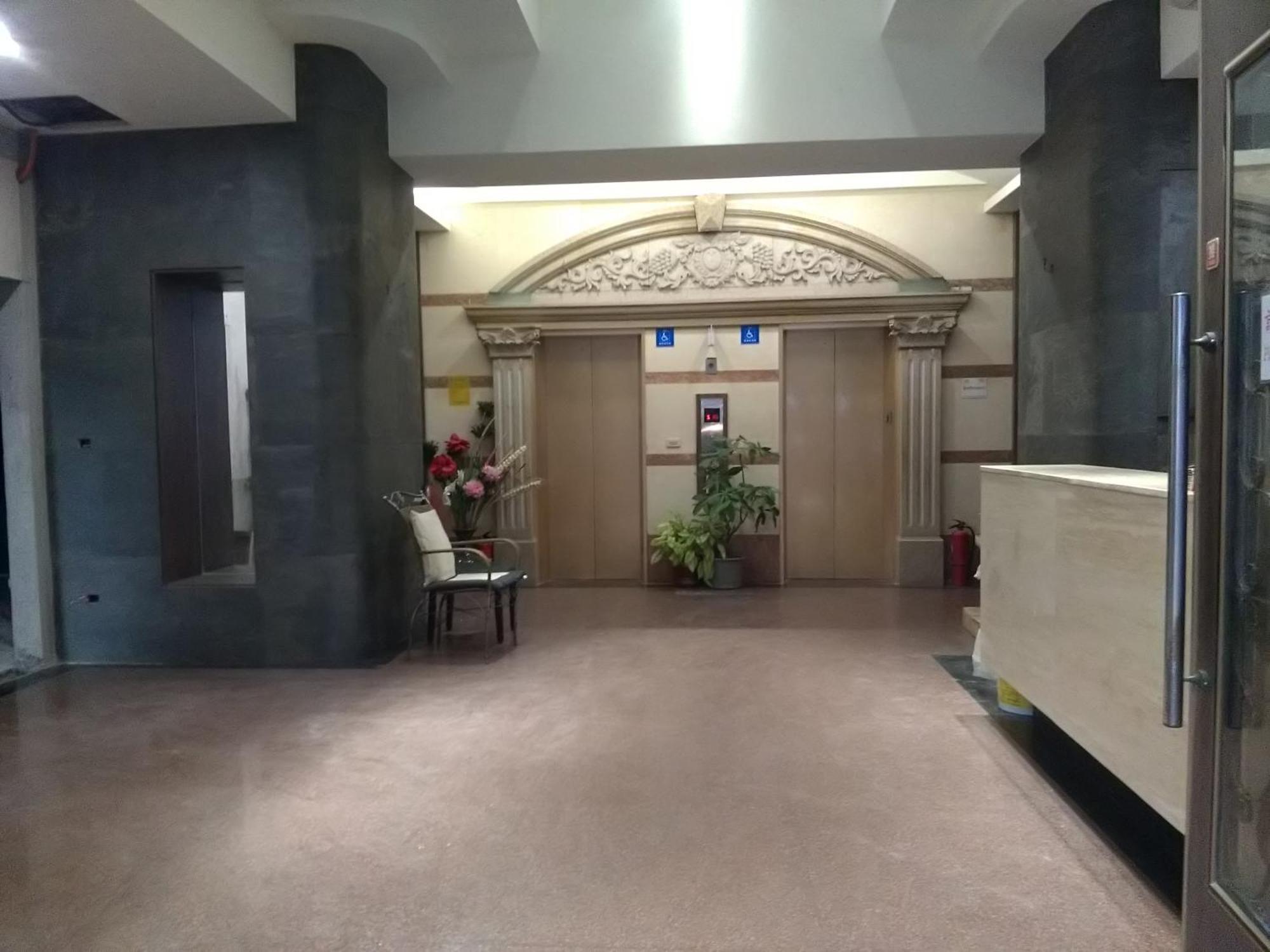 Dengfeng Milan Business Hotel Huwei Ngoại thất bức ảnh