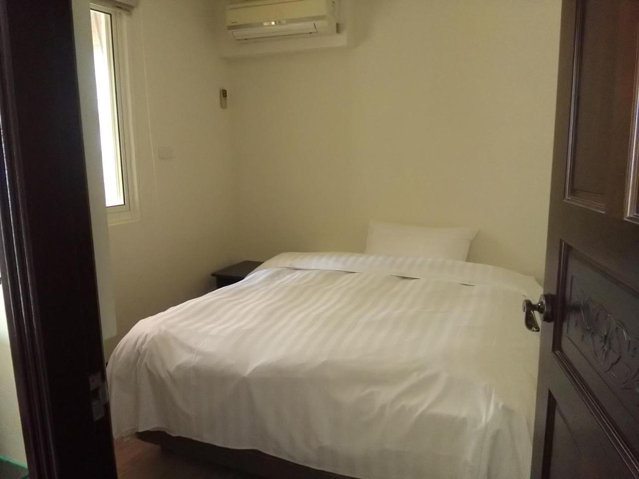Dengfeng Milan Business Hotel Huwei Ngoại thất bức ảnh