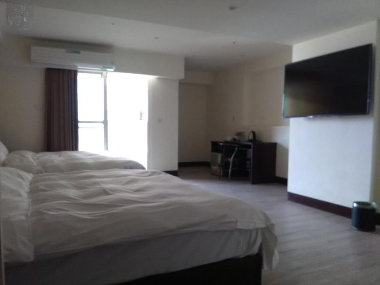 Dengfeng Milan Business Hotel Huwei Ngoại thất bức ảnh